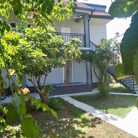 Family Apartment Apartman